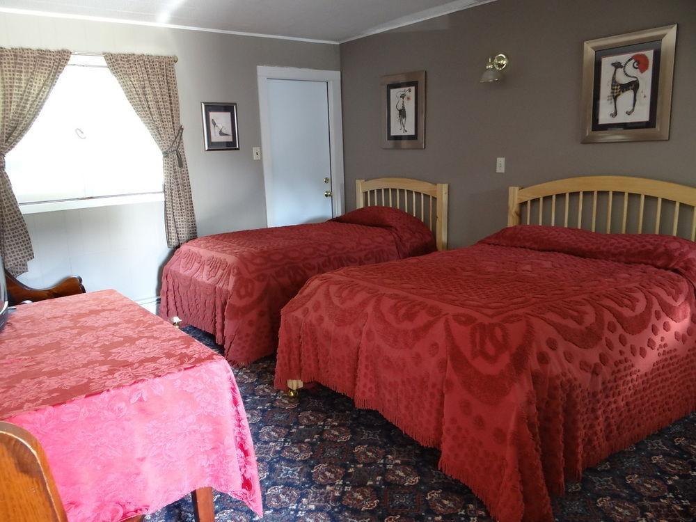 Blue Gentian Lodge At Magic Mountain Londonderry Εξωτερικό φωτογραφία