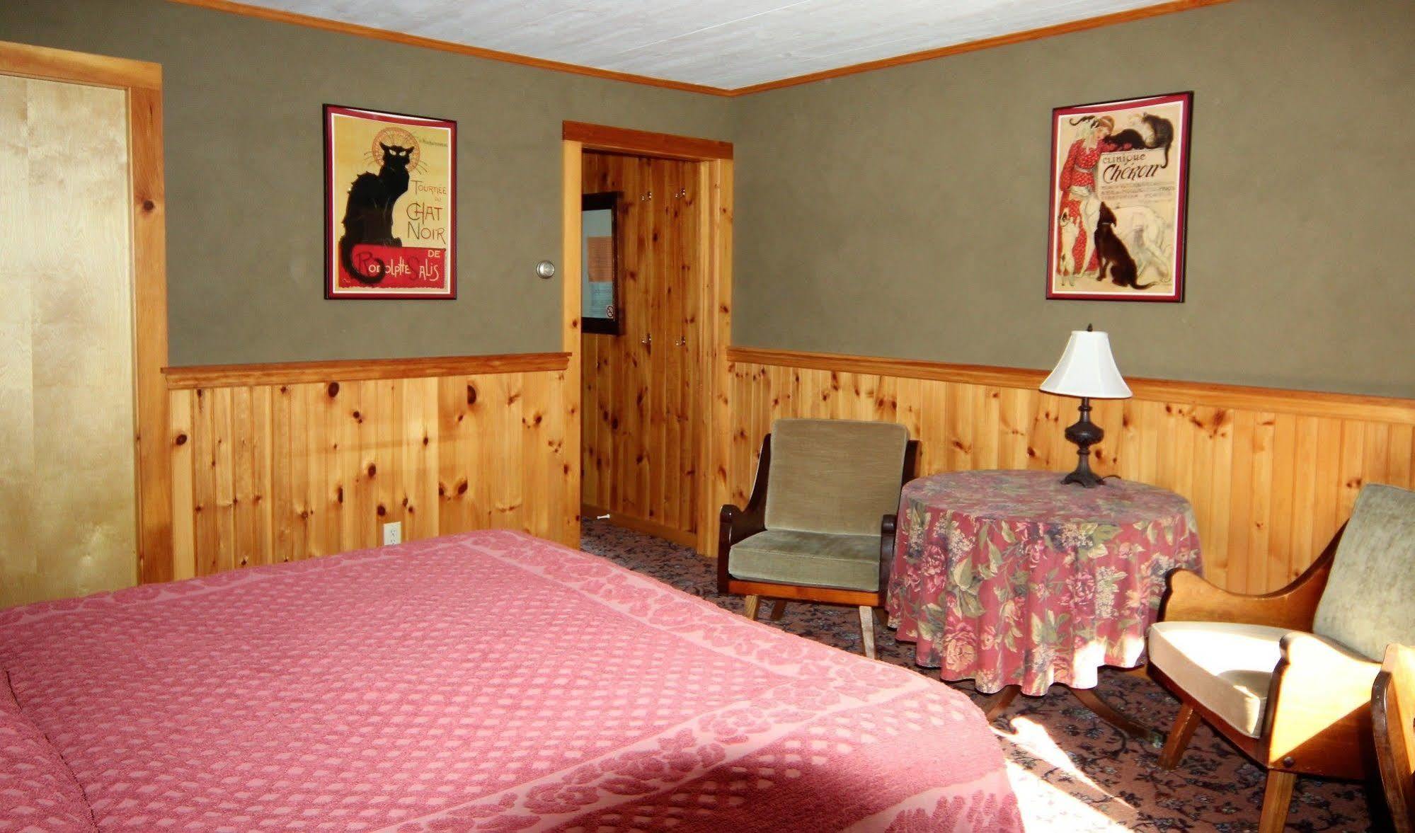 Blue Gentian Lodge At Magic Mountain Londonderry Εξωτερικό φωτογραφία